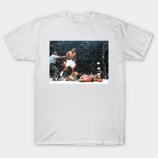 Greatest Mohammad Ali Scene on Distressed T-Shirt